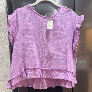 Free People lightweight gauze, ruffle top